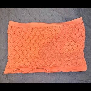 Strapless orange tube top